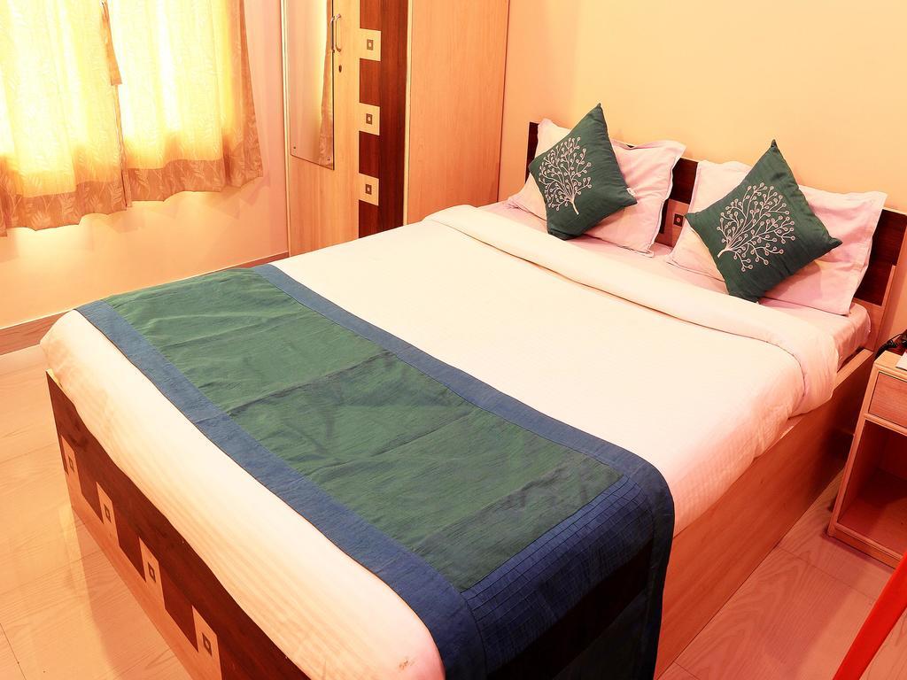 Oyo 1348 Hotel Zaika Inn Hāora Buitenkant foto